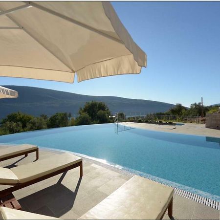 Apartments Acacia Hill Ðenovići Екстериор снимка