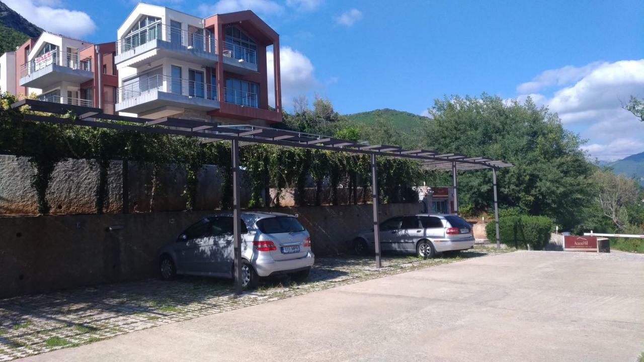 Apartments Acacia Hill Ðenovići Екстериор снимка